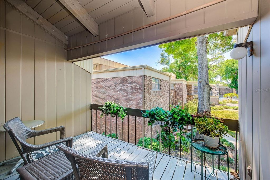 Image 25 of property listing at 10453 CARROLLBROOK CIRCLE 222, Tampa, FL 33618