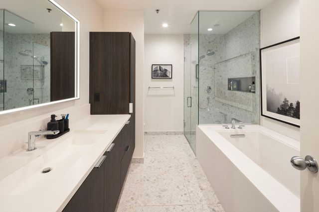 750 S 2nd Street 404, Minneapolis, MN 55401