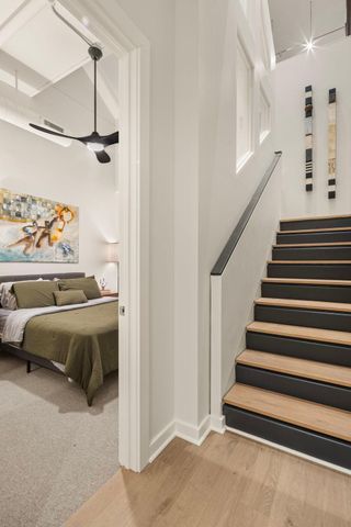 750 S 2nd Street 404, Minneapolis, MN 55401
