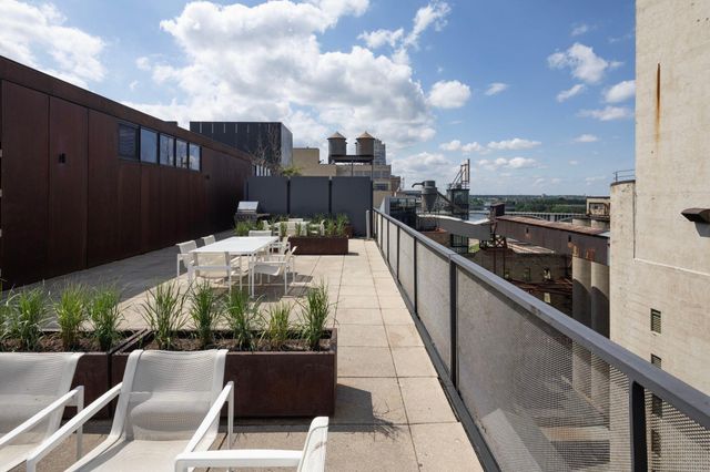 750 S 2nd Street 404, Minneapolis, MN 55401