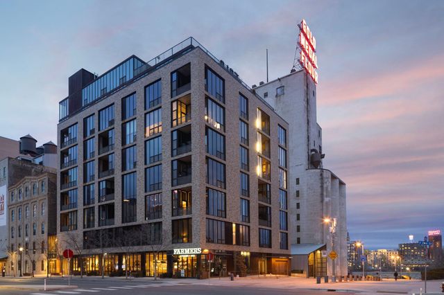 750 S 2nd Street 404, Minneapolis, MN 55401