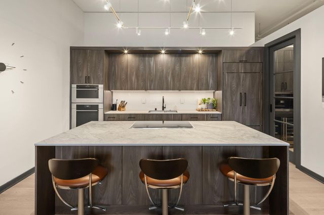 750 S 2nd Street 404, Minneapolis, MN 55401
