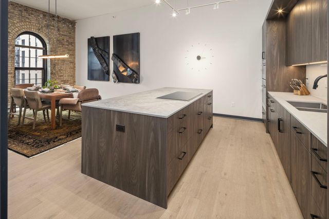 750 S 2nd Street 404, Minneapolis, MN 55401