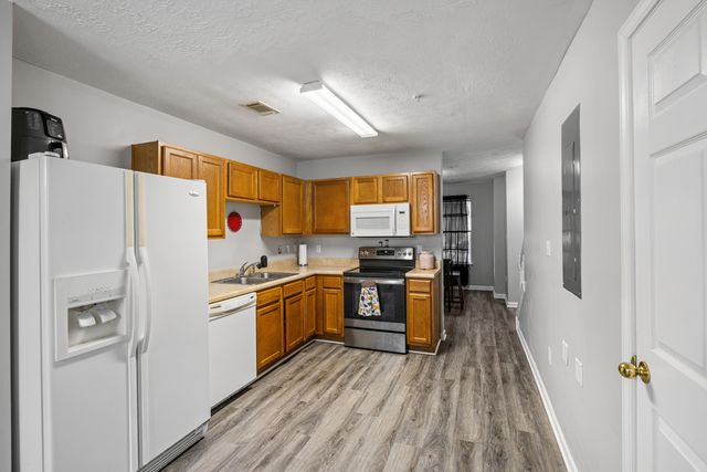 171 Swaying Pine Court, Crestview, FL 32539