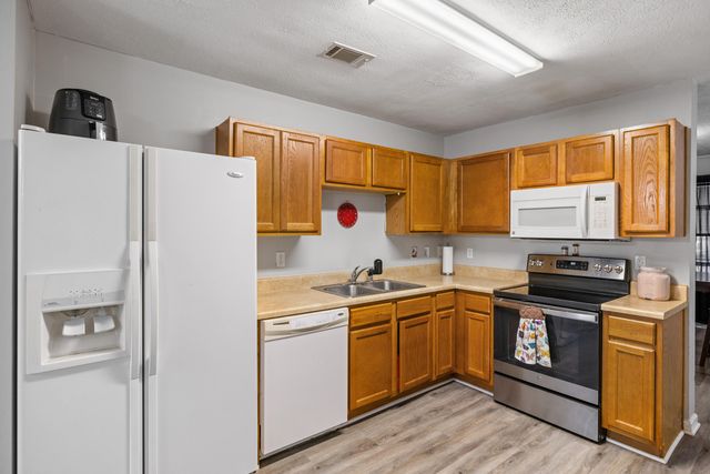 171 Swaying Pine Court, Crestview, FL 32539