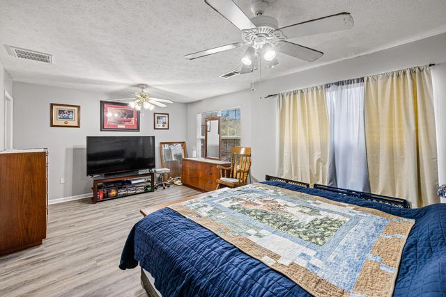 171 Swaying Pine Court, Crestview, FL 32539