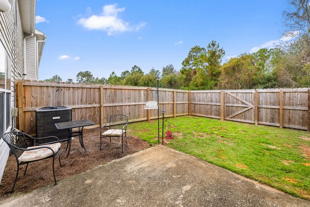 171 Swaying Pine Court, Crestview, FL 32539