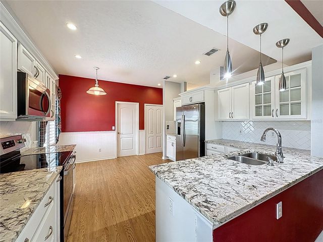 3914 ALLAMANDA COURT, Clermont, FL 34711