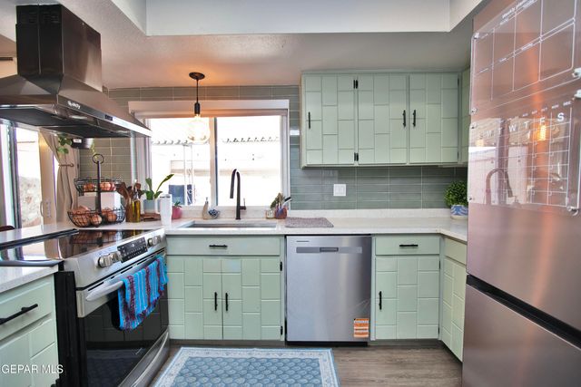 212 MONTEBELLO Drive, El Paso, TX 79912