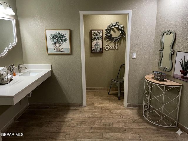 212 MONTEBELLO Drive, El Paso, TX 79912