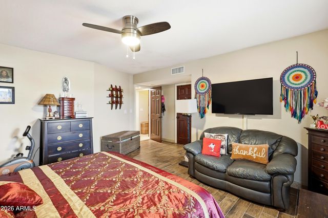 1431 E GARNET Avenue, Mesa, AZ 85204