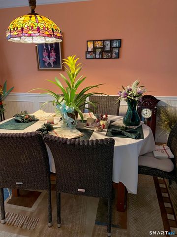 26 Beechwood Drive, Waterford, CT 06385