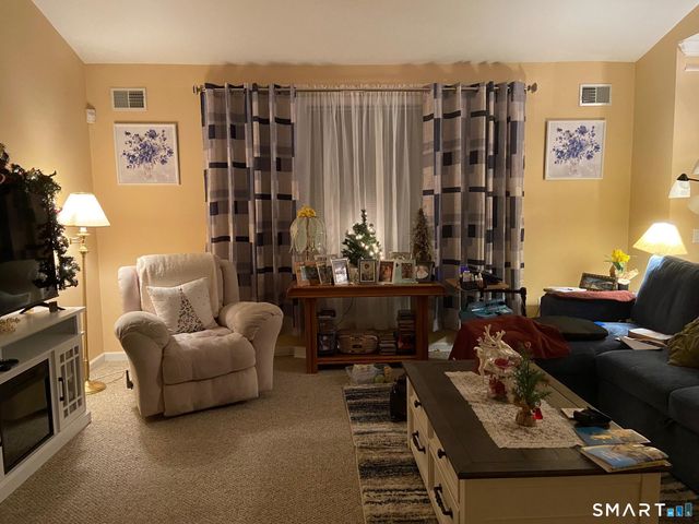 26 Beechwood Drive, Waterford, CT 06385