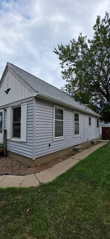 1034 Bidwell Street, West Saint Paul, MN 55118 — photo 5