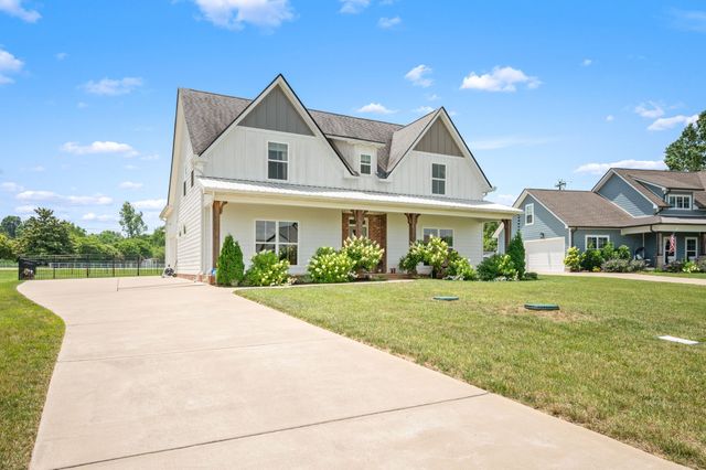 2028 Trout Trl, Murfreesboro, TN 37129