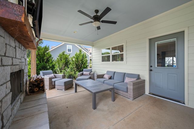 2028 Trout Trl, Murfreesboro, TN 37129