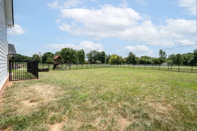2028 Trout Trl, Murfreesboro, TN 37129