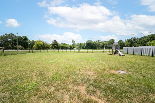 2028 Trout Trl, Murfreesboro, TN 37129