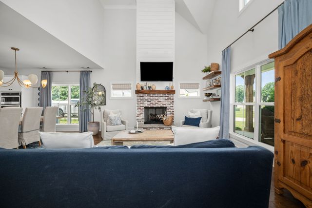 2028 Trout Trl, Murfreesboro, TN 37129