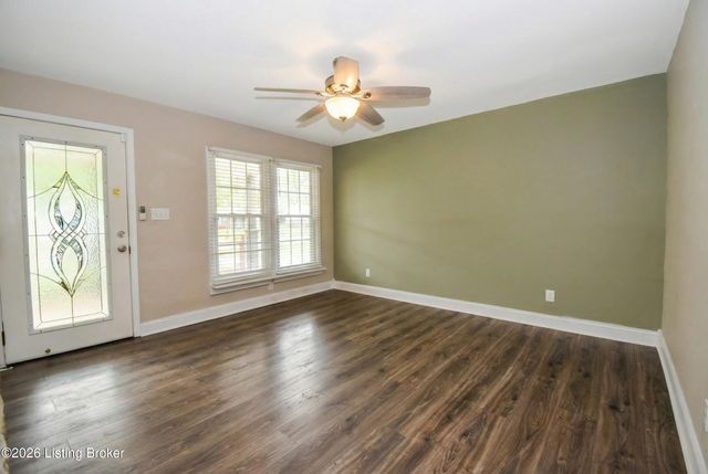 10507 Grafton Hall Rd, Louisville, KY 40272