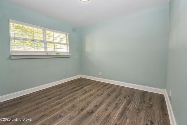 10507 Grafton Hall Rd, Louisville, KY 40272