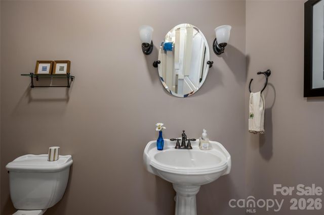 170 Cape Martin Circle, Hendersonville, NC 28791