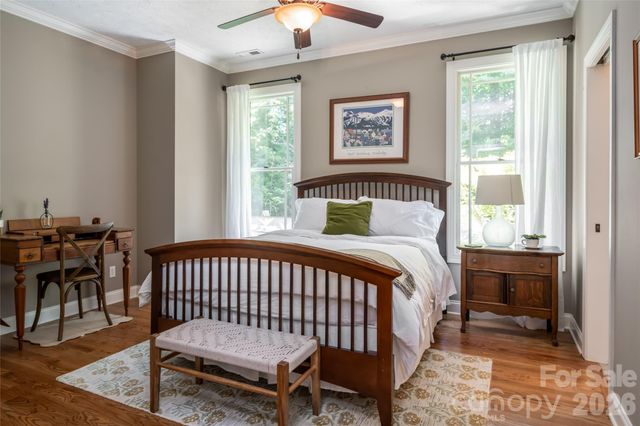 170 Cape Martin Circle, Hendersonville, NC 28791