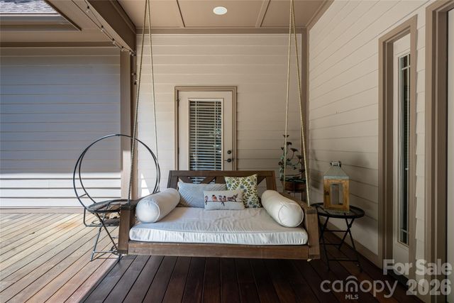 170 Cape Martin Circle, Hendersonville, NC 28791