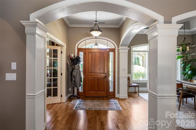 170 Cape Martin Circle, Hendersonville, NC 28791