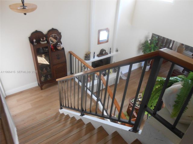 128 Laurel Rd, Hollywood, FL 33021