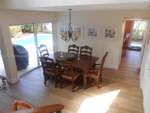 128 Laurel Rd, Hollywood, FL 33021