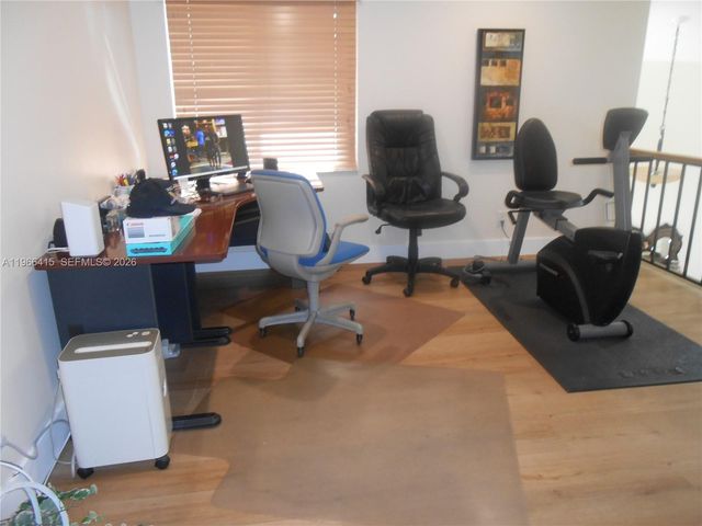 128 Laurel Rd, Hollywood, FL 33021