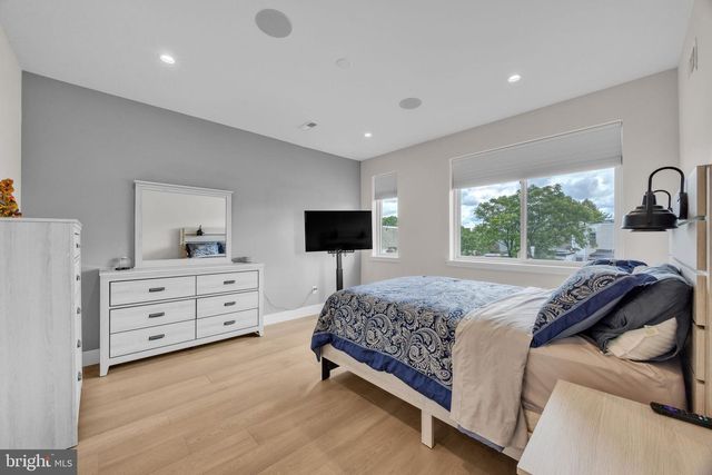 1752 N BAILEY ST, Philadelphia, PA 19121