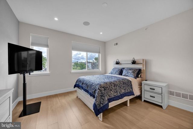 1752 N BAILEY ST, Philadelphia, PA 19121