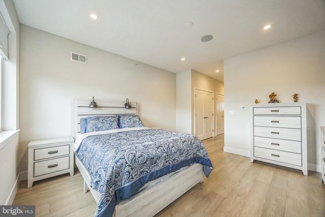 1752 N BAILEY ST, Philadelphia, PA 19121