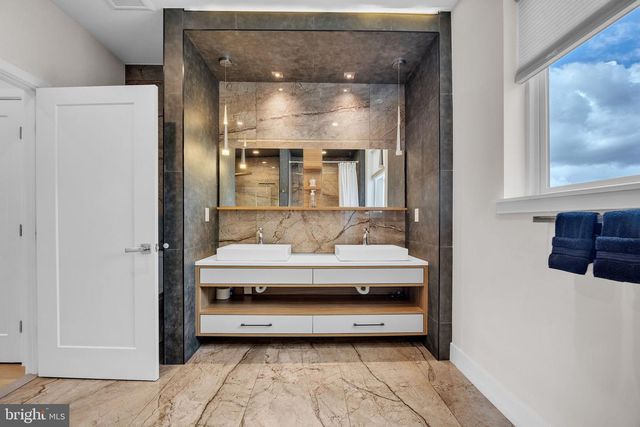 1752 N BAILEY ST, Philadelphia, PA 19121