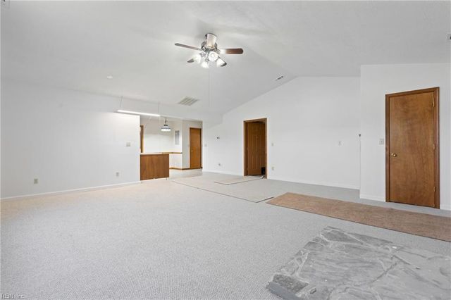 12522 Doles RD, Zuni, VA 23898