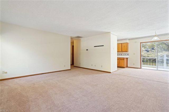 12522 Doles RD, Zuni, VA 23898