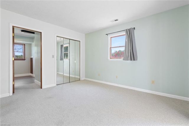 12522 Doles RD, Zuni, VA 23898