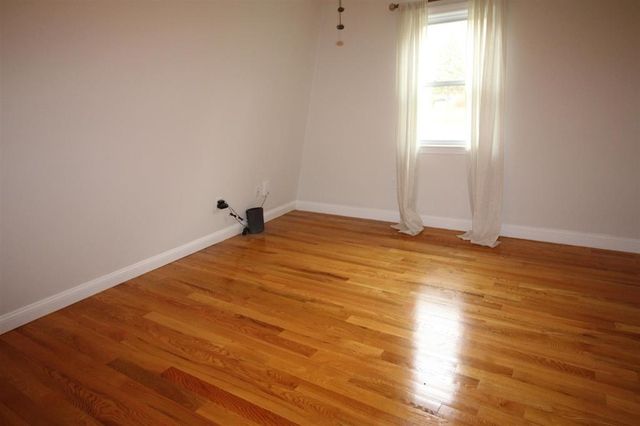 4 Ferland Drive, Derry, NH 03038