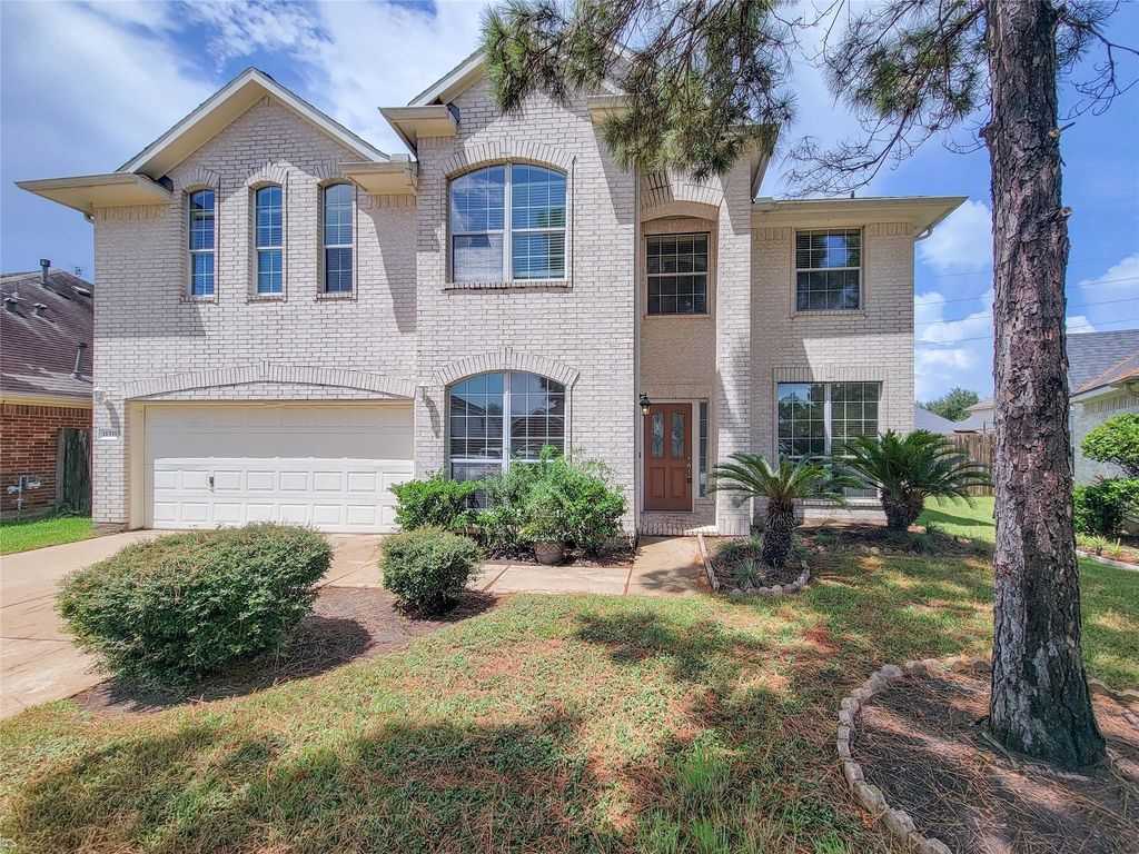 11333 Easton Springs Drive, Pearland, TX 77584