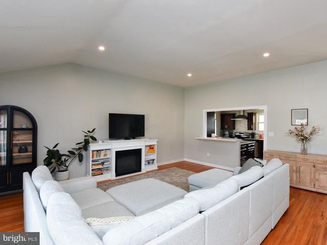 1022 HARAL PL, Cherry Hill, NJ 08034