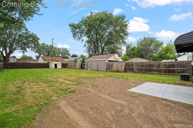 23960 Trombley Street, Clinton Charter Township, MI 48035