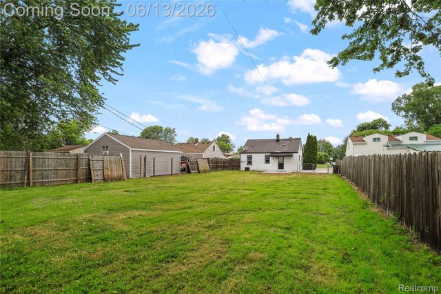 23960 Trombley Street, Clinton Charter Township, MI 48035