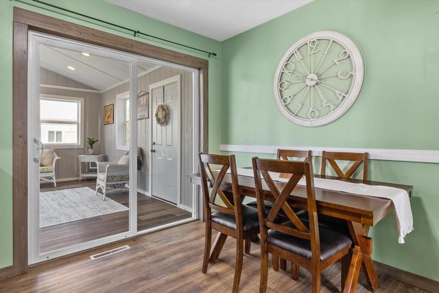 817 W Milwaukee STREET, Jefferson, WI 53549