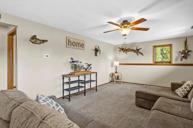 817 W Milwaukee STREET, Jefferson, WI 53549