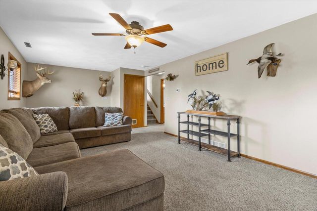 817 W Milwaukee STREET, Jefferson, WI 53549