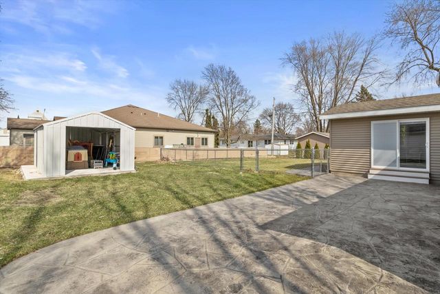 817 W Milwaukee STREET, Jefferson, WI 53549