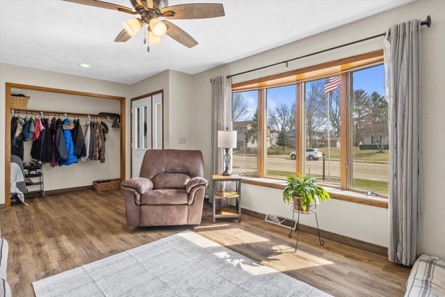 817 W Milwaukee STREET, Jefferson, WI 53549