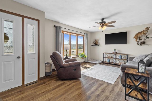 817 W Milwaukee STREET, Jefferson, WI 53549